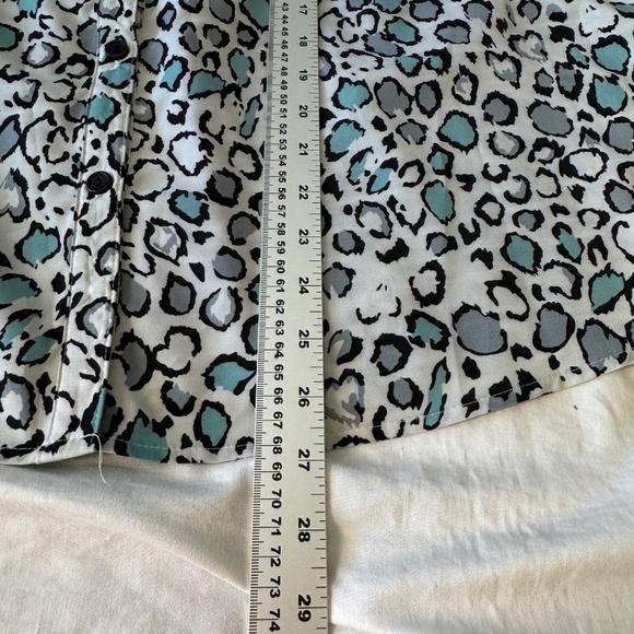 Notations Women's Multicolor Leopard Print 1/2 Sleeve Button Up Satin Blouse 2X - Picture 11 of 13